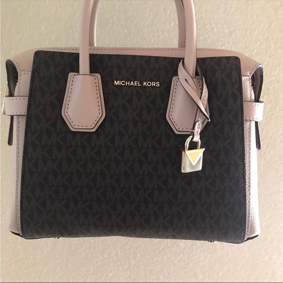 Michael Kors Set - Picture 6 of 13